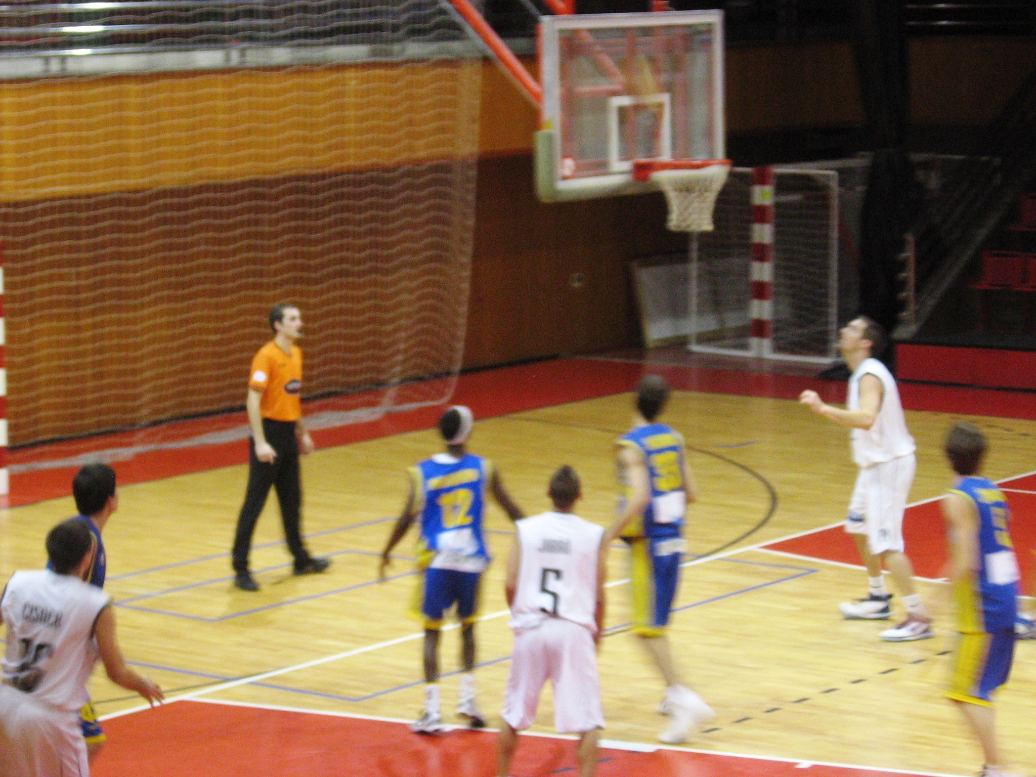 2009-12-03 Levharti A vs. BK Ústí ČP 044.JPG