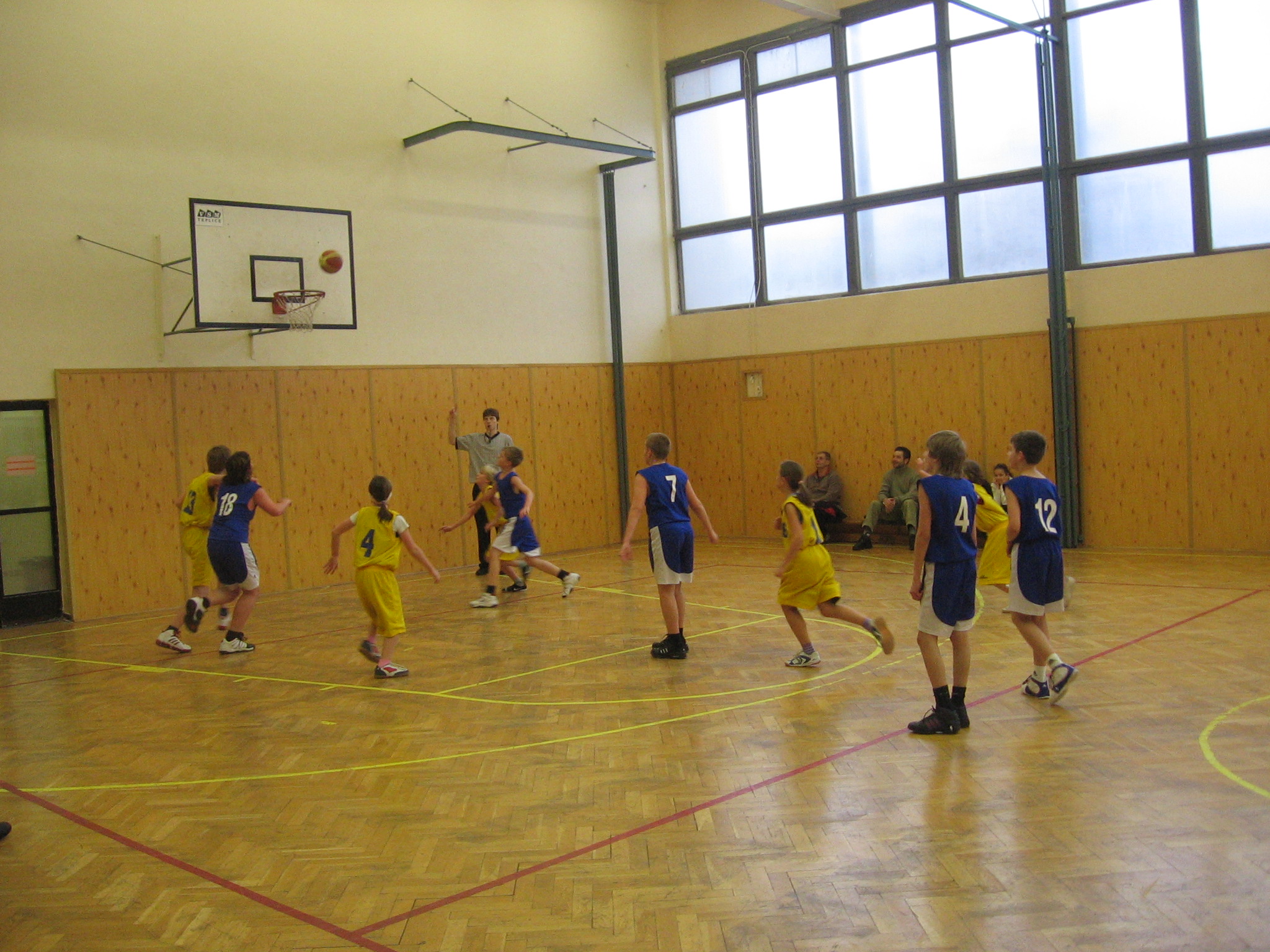 2009-12-13 BK Teplice vs. Levharti SM 098.JPG